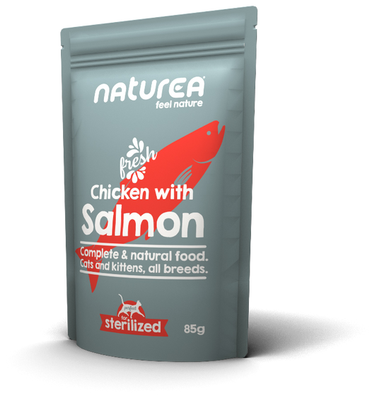 Naturea nedves eledel macskáknak lazaccal