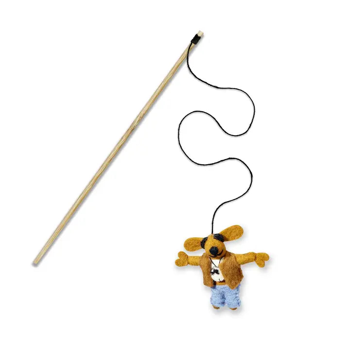 Természetes anyagból készült pálcás macskajáték