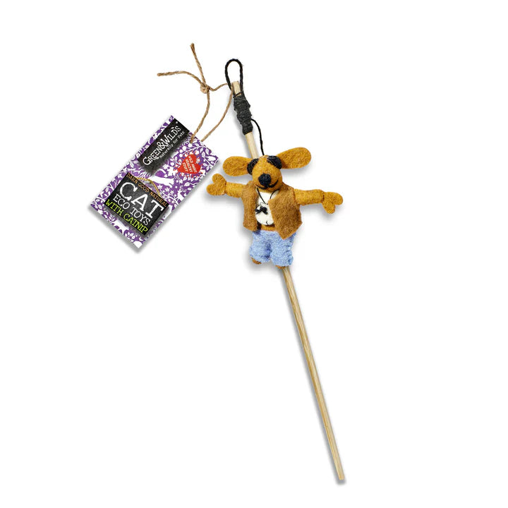 Hey Dude pálcás macskajáték macskamentával fehér háttéren