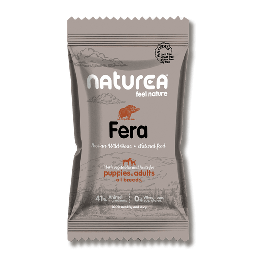 Naturea Naturals Fera vaddisznóhúsos kutyatáp csomagolás kölyök és felnőtt kutyáknak