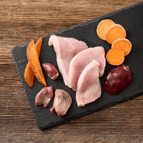 Teljesértékű párolt BARF MEATLOVE menü kutyáknak pulykahússal, édesburgonyával